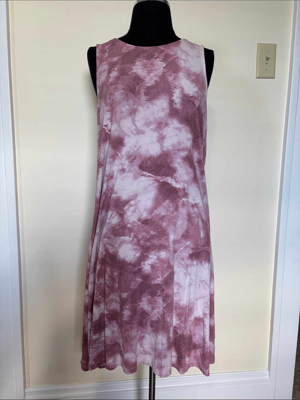 Old Navy Sleeveless Mauve Tie-Dye Swing Dress Sleeveless High Neck